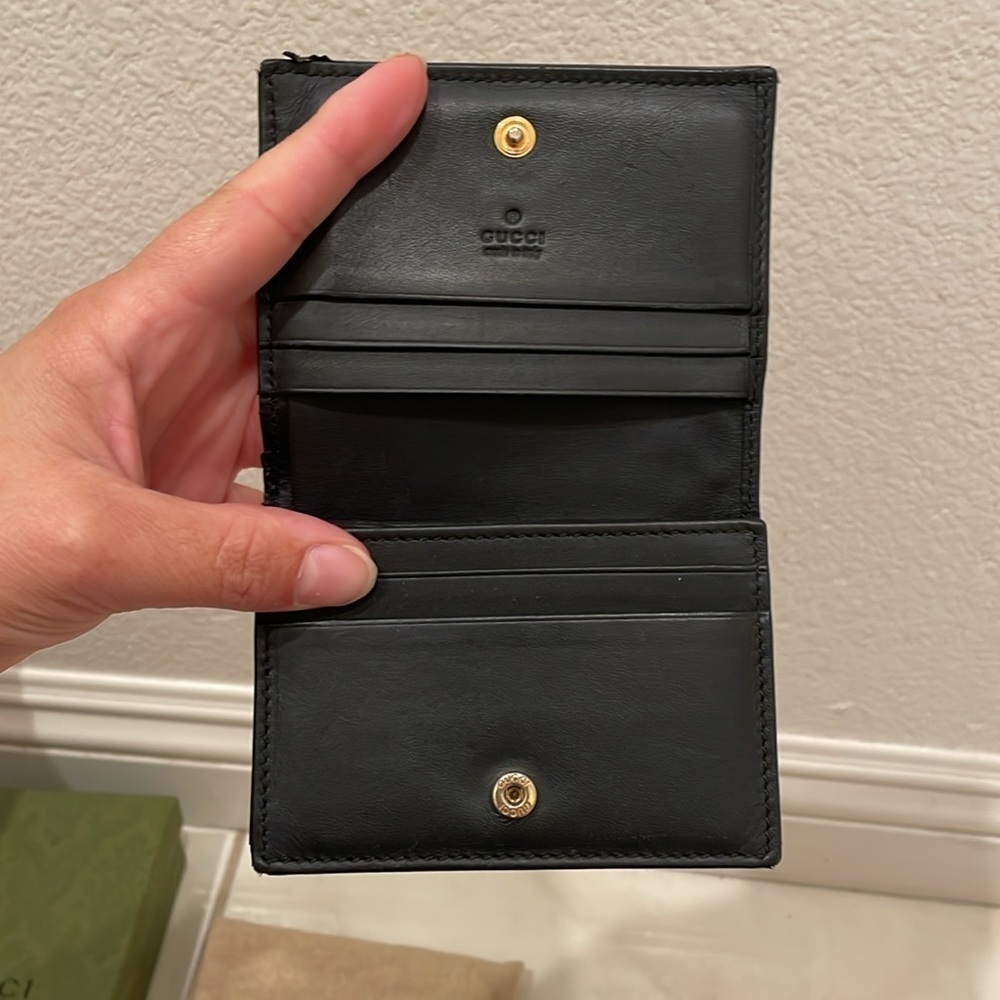 Gucci Bees Full Set Compact Wallet - Picture 7 of 11